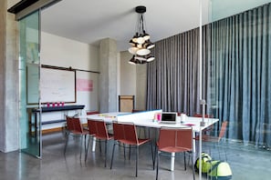 Meeting facility - Moxy Columbus Short North (Columbus)