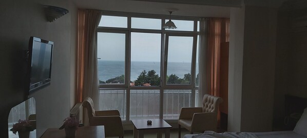 Chambre Double Confort | Restauration dans la chambre