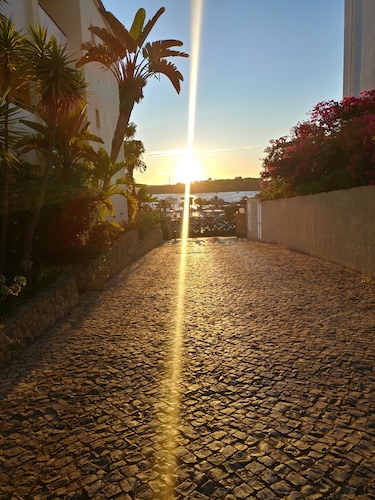 Clube Alvor Ria 103 Luxury sea view 1bed apartment outstanding central location.