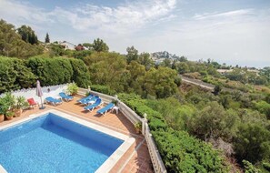 Piscine extérieure, piscine chauffée