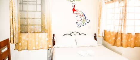 Comfort Studio Suite, Kitchenette | Free WiFi