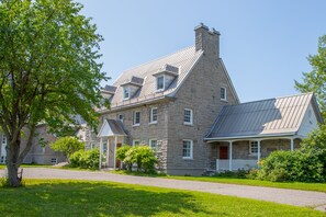 Área de parrilladas y picnic