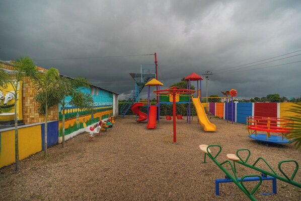 Exterior - Hotel Natraj & Resort (Mansa)