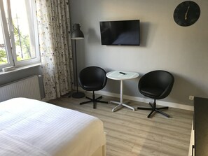 Fer et planche à repasser, Wi-Fi, draps fournis
