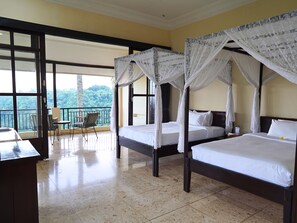 Deluxe Double or Twin Room, 1 Bedroom | 1 bedroom, minibar, individually decorated, individually furnished