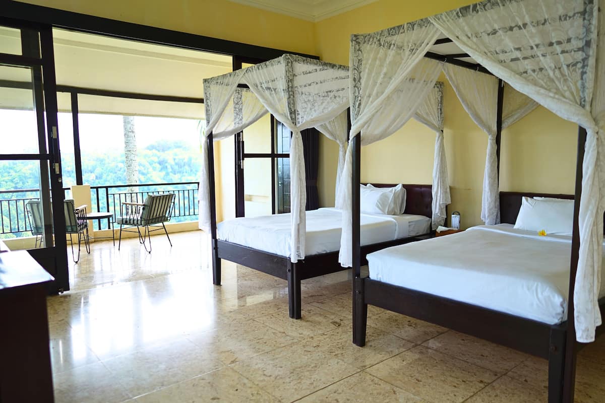 Deluxe Double or Twin Room, 1 Bedroom | 1 bilik tidur, bar mini, dihias secara berasingan