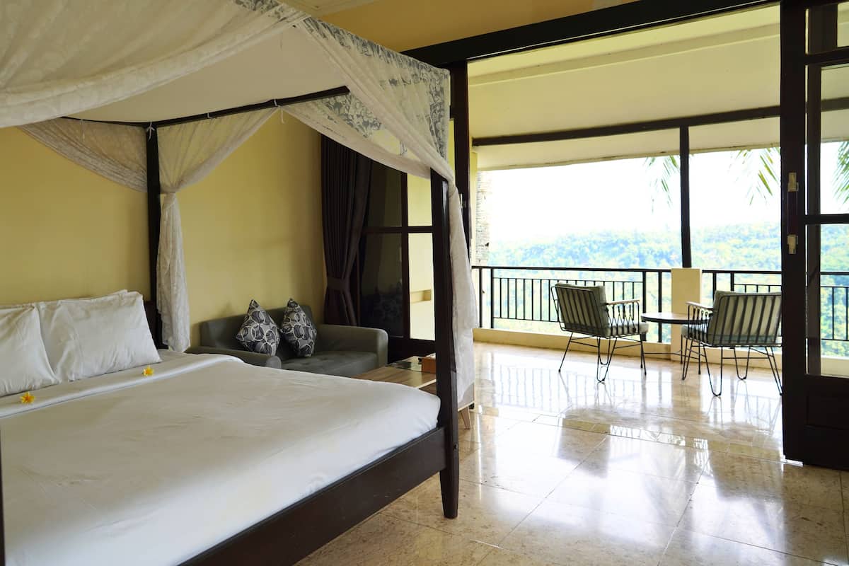 Junior-Suite | 1 Schlafzimmer, Minibar, individuell dekoriert, individuell eingerichtet