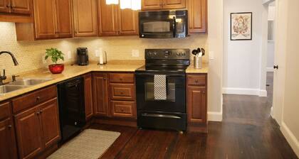 Modern 3BR/ Close to Encore- Everett #2