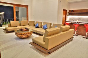 En 46-tommers TV med digitale kanaler