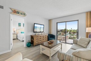 Smart TV, DVD player, books