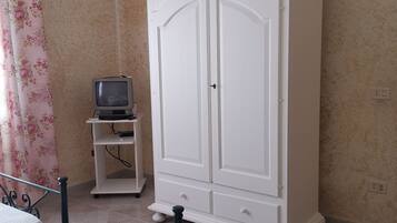 3 Schlafzimmer, Bügeleisen/Bügelbrett, kostenloses WLAN, Bettwäsche