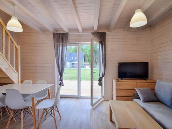 케이블 채널 시청이 가능한 40인치 평면 TV, LCD TV