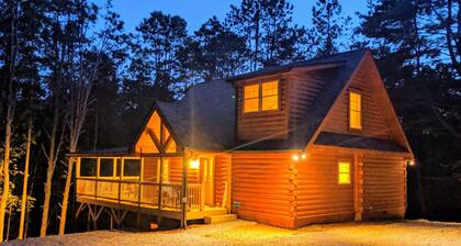 Mökki-elämä Ashevillen eteläpuolella