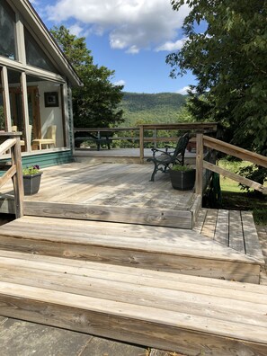 Terrace/patio - PRIVATE Indoor Pool - Extraordinary Mountain Views! (Danby)