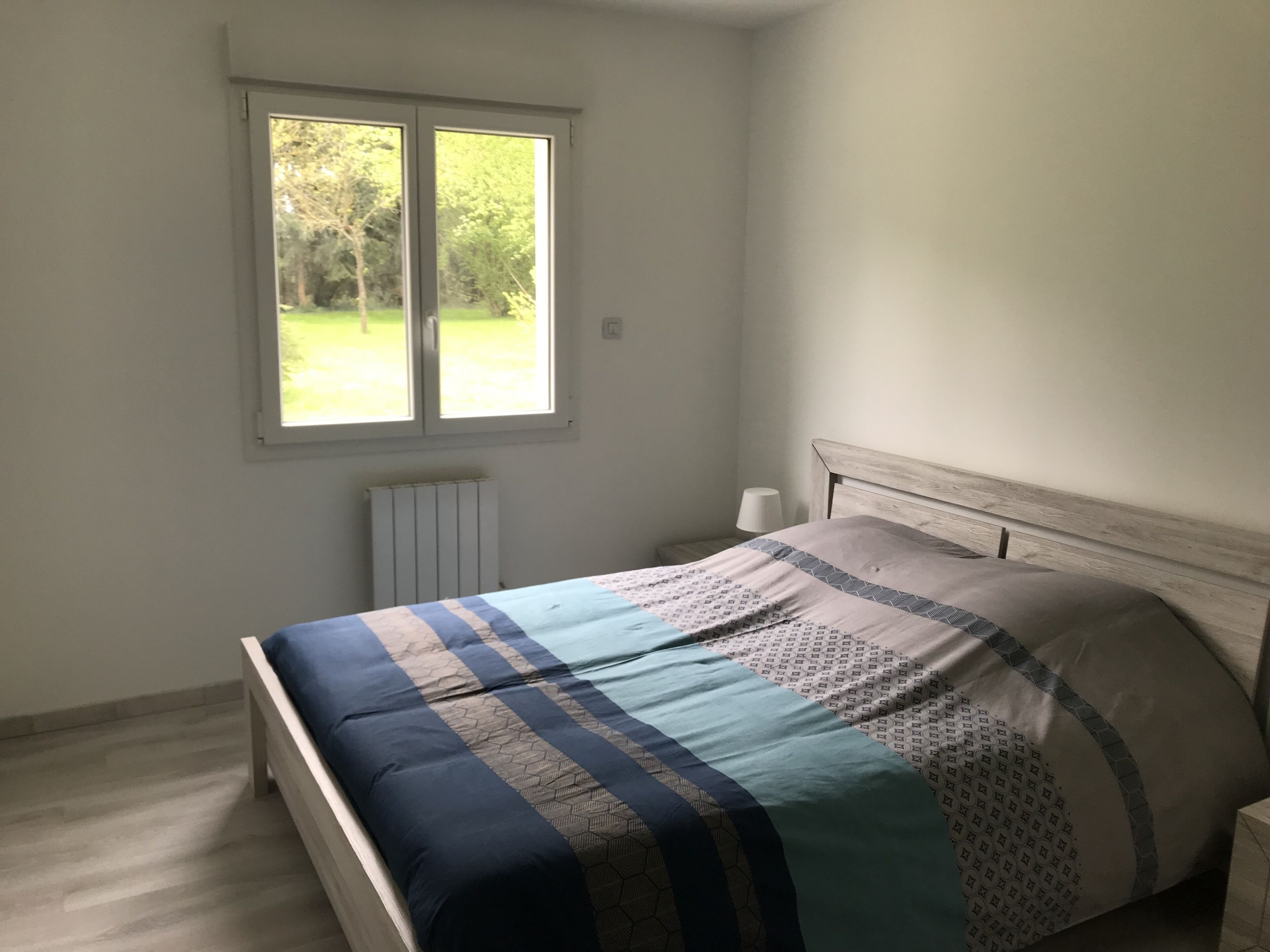 3 dormitorios, tabla de planchar con plancha, cuna de viaje y wifi