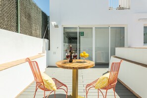 Outdoor dining - Waou Cosy III Sevilla Cathedral (Sevilla)