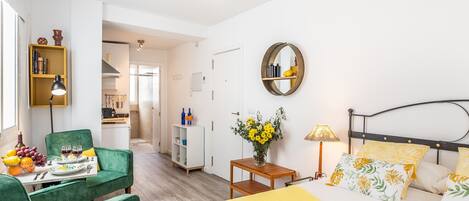 Iron/ironing board, free WiFi