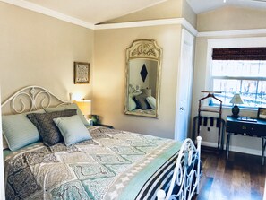 1 غرفة نوم ومك واة/لوح كي وواي فاي مجانًا وملاءات أسرّة