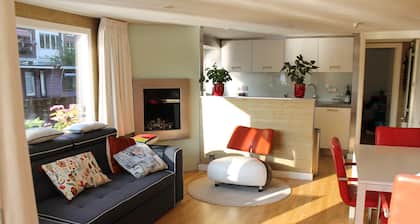 Modern yet cozy houseboat
