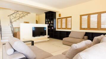 Smart-TV, Netflix, Bücher, Streaming-Dienste