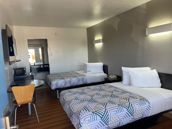 Basic Double Room | Free WiFi, bed sheets