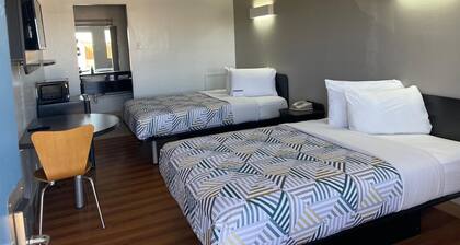 Sands Motel