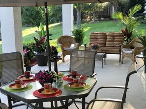 Outdoor dining