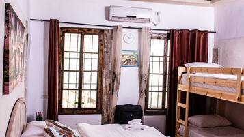 Familien-Vierbettzimmer, mit Bad (Bells) | Kinder-Themenzimmer