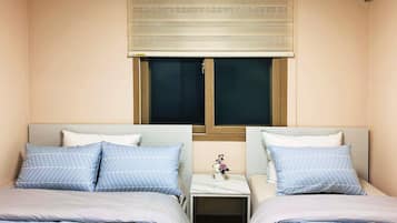 Basic Room, Multiple Beds, Non Smoking | Free WiFi