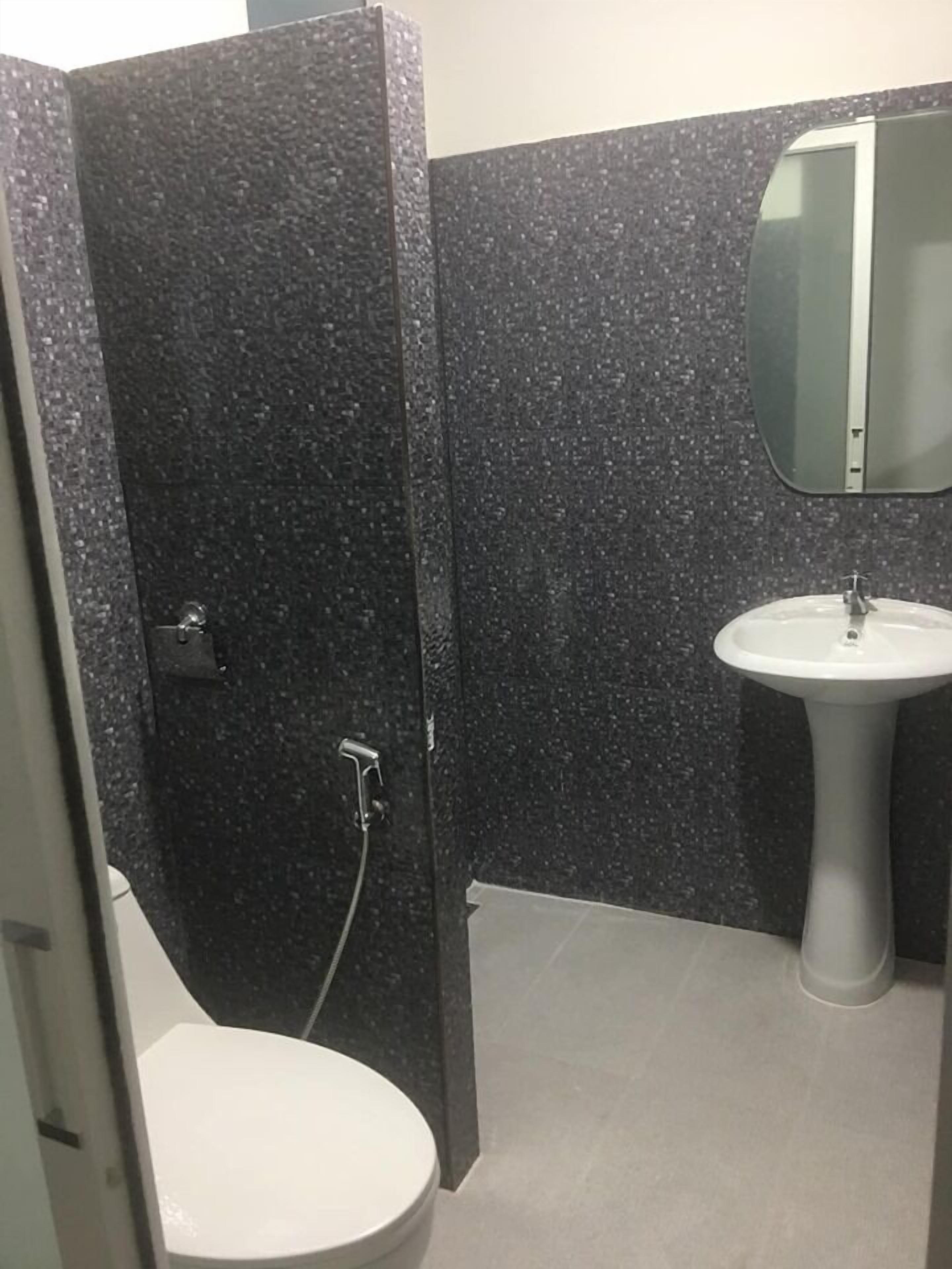 Superior Room | Bathroom shower