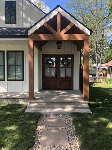 GORGEOUS!!!  Open concept renovation. Wawasee, Oakwood Park water front!