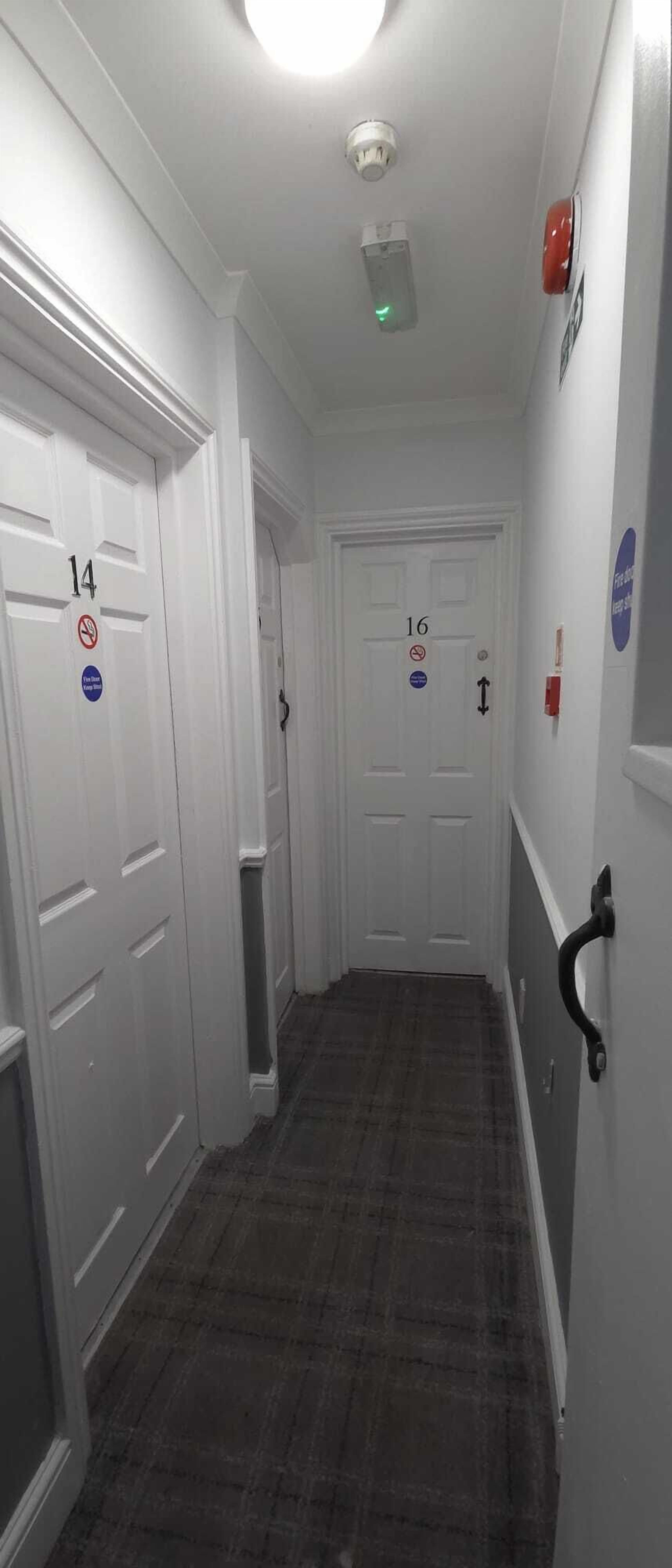 Photo - Golders Park Hotel