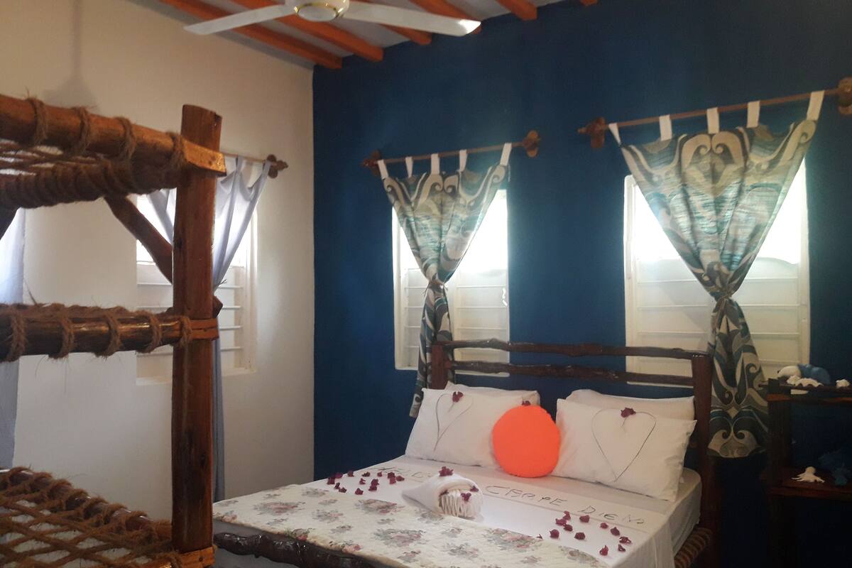 Habitación Confort | Wifi gratis y ropa de cama