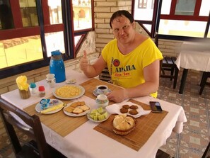 Restaurant - Monica Hotel (St. Catherine)