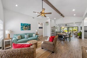 TV, DVD player, books, music library - Island Oasis: Ground level canal front pool home (Anna Maria)