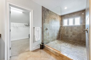 Bathtub, hair dryer, towels