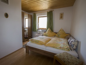 Appartement, balkon (1) | 2 slaapkamers, gratis babybedden, gratis wifi, beddengoed