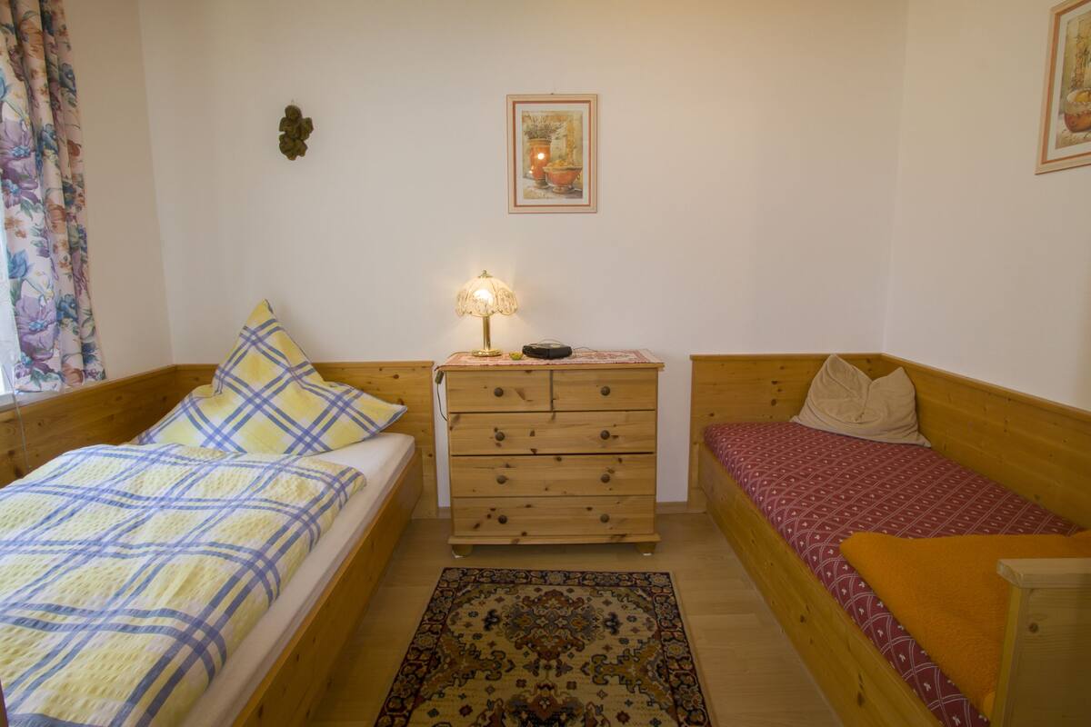 Departamento, patio (2) | 2 habitaciones, cunas gratuitas, wifi gratis y ropa de cama