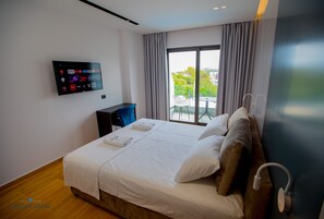 Deluxe Double or Twin Room | Desk, soundproofing, free cribs/infant beds, free WiFi - Delight Hotel (Ksamil)