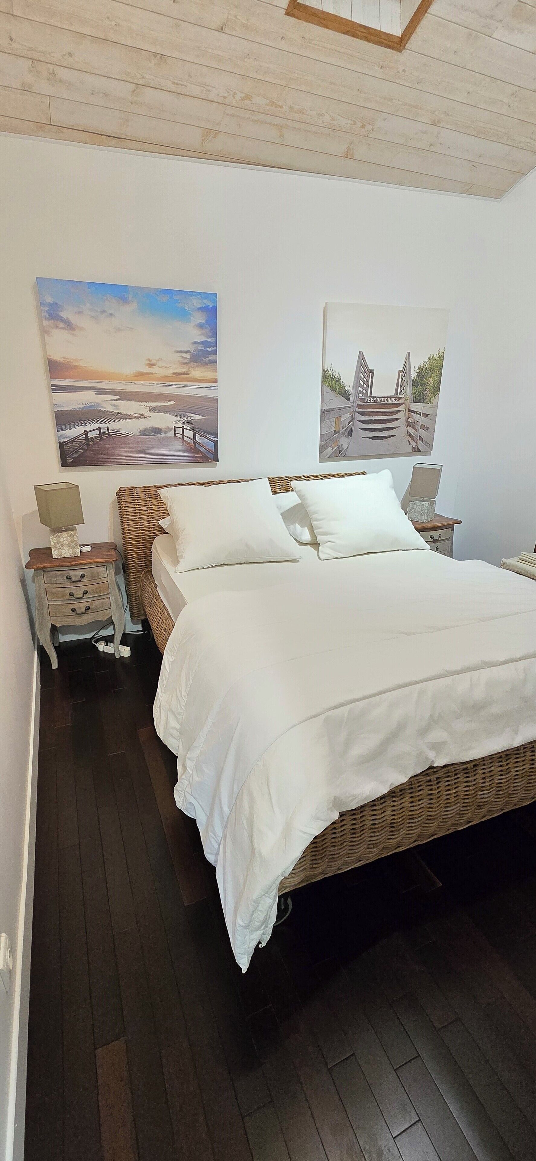 3 bedrooms, iron/ironing board, travel crib, WiFi (free)