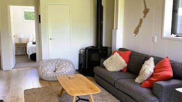 TV, fireplace, Netflix, streaming services