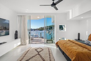 4 chambres, fer et planche à repasser, lit parapluie, Wi-Fi gratuit