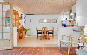Dining - Awesome home in Ebeltoft with WiFi (Ebeltoft)