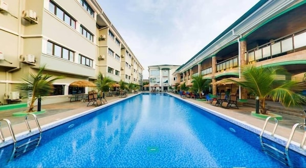 Piscina externa