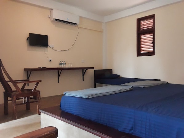 Desk, free WiFi, wheelchair access - Lake Bliss (Dambulla)