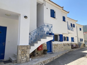 Front of property - Matina Apartments Tyros (South Kynouria)