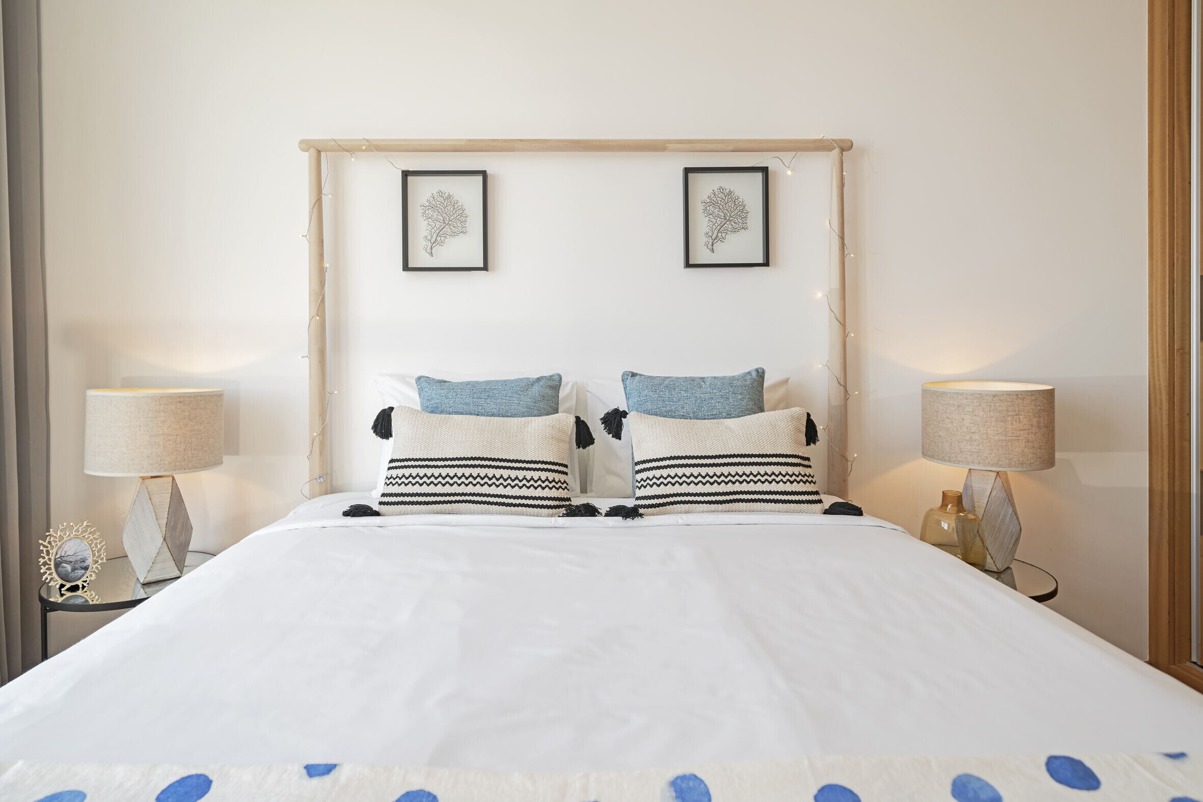3 chambres, fer et planche à repasser, Wi-Fi, draps fournis