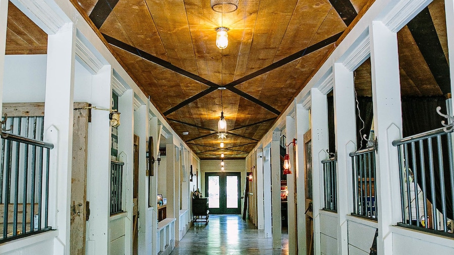 The Old Catskill Game Farm Inn