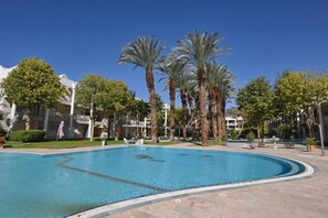 Utomhuspool
