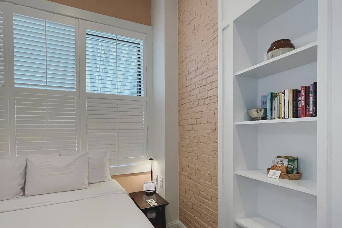 1 bedroom, premium bedding, individually decorated